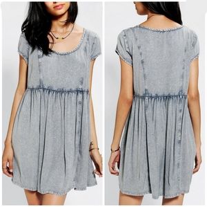 Women's Blue Ecote Acid Wash Babydoll Dress Small